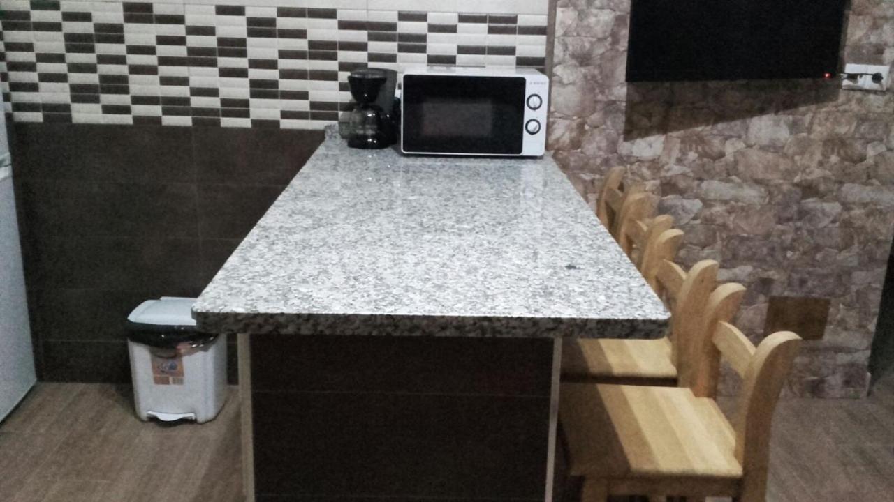 La Vega Apartment Tarifa Bagian luar foto