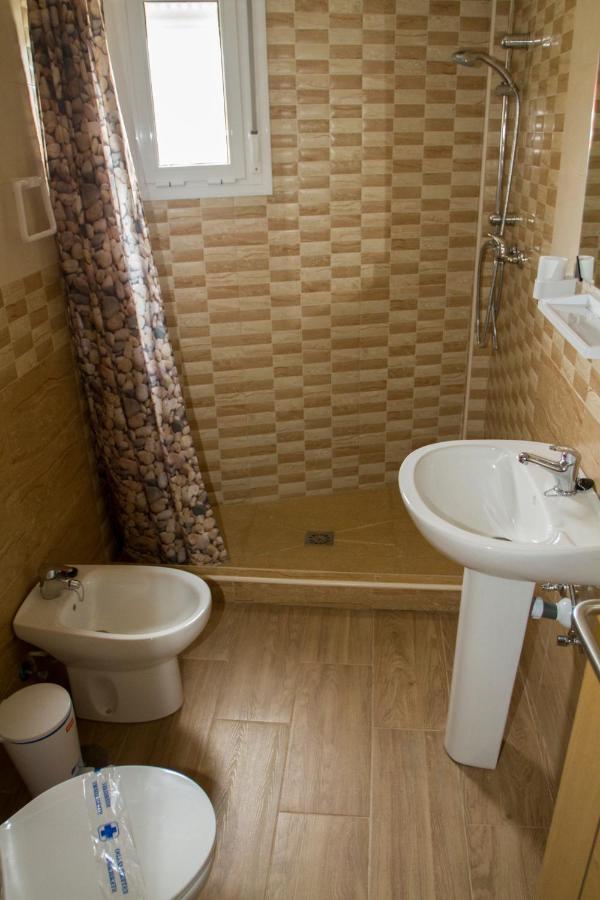 La Vega Apartment Tarifa Bagian luar foto
